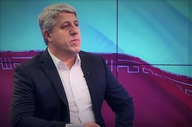 article-image